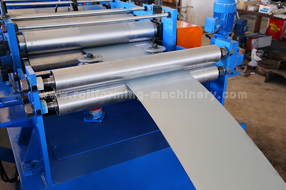 給紙ガイド装置