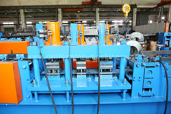 パンチデバイス