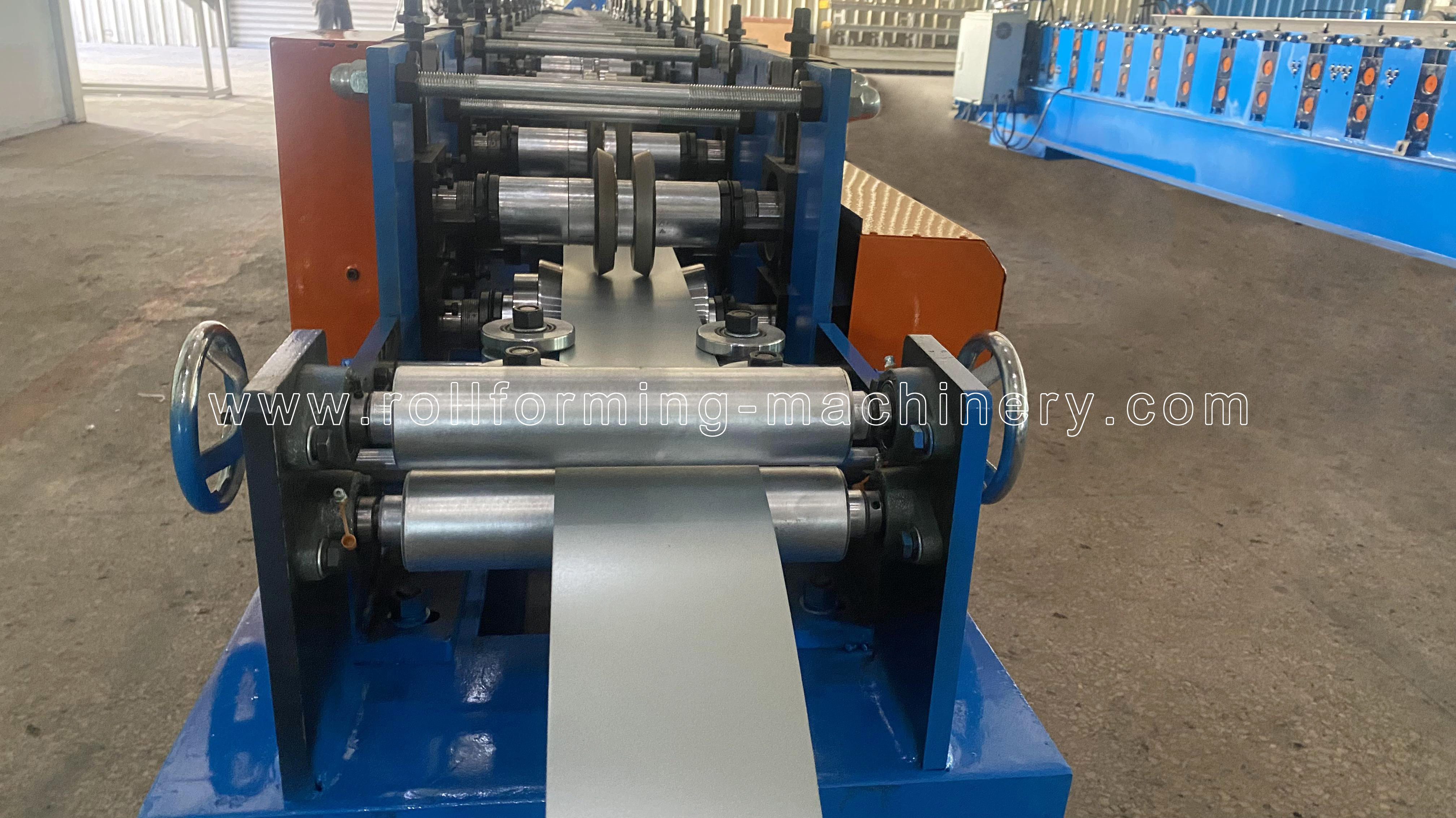 搬送ガイド装置