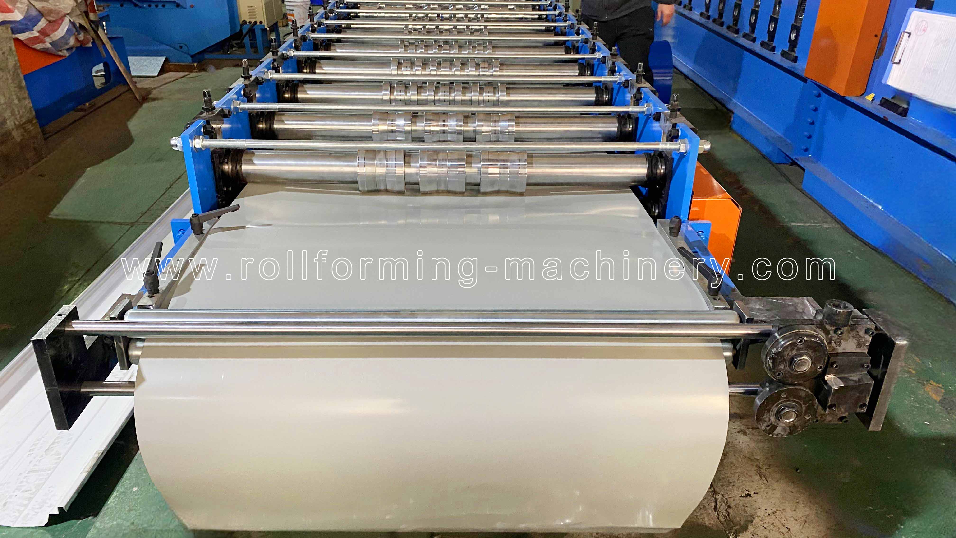 搬送ガイド装置