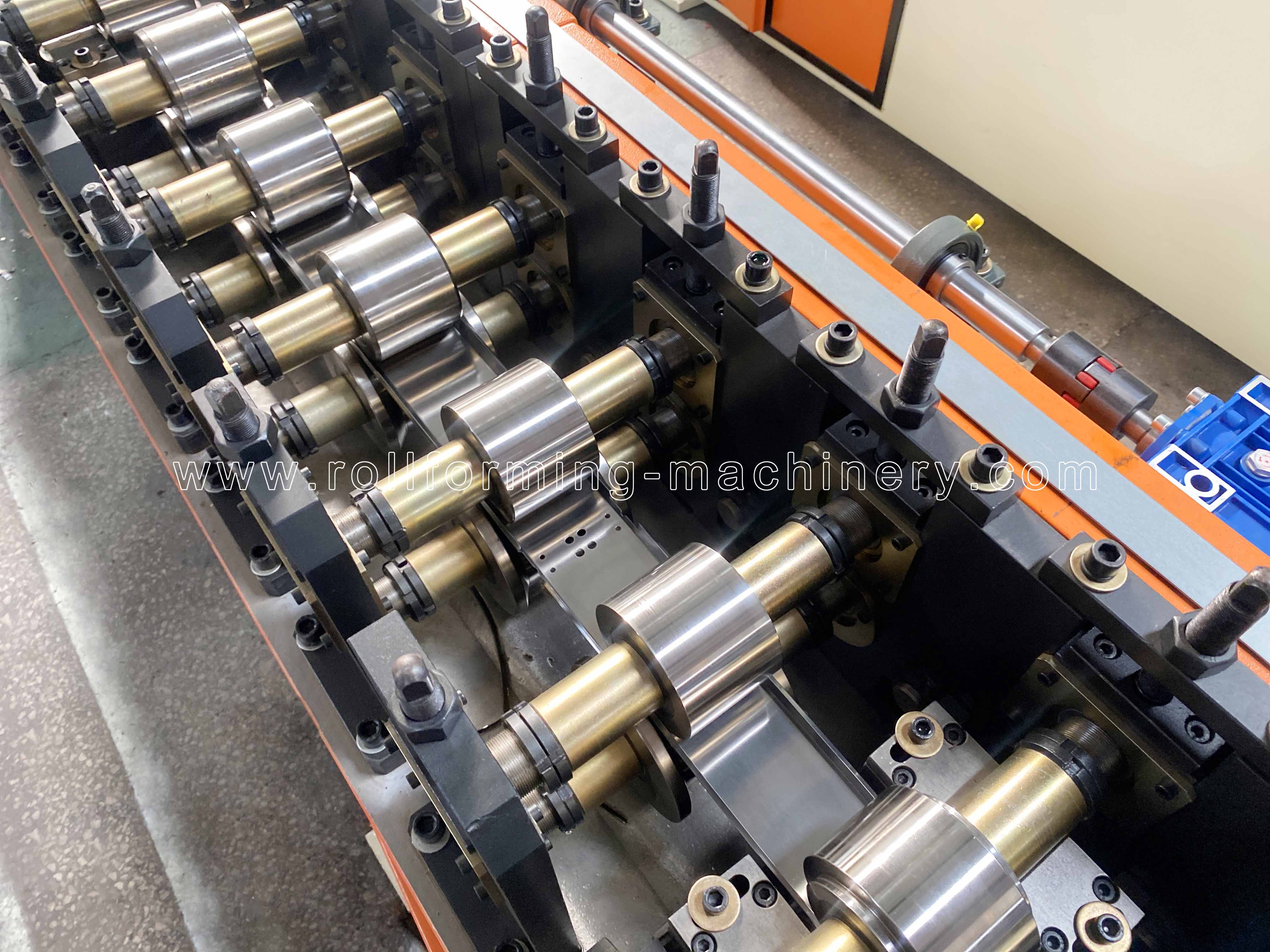 ロールフォームミル