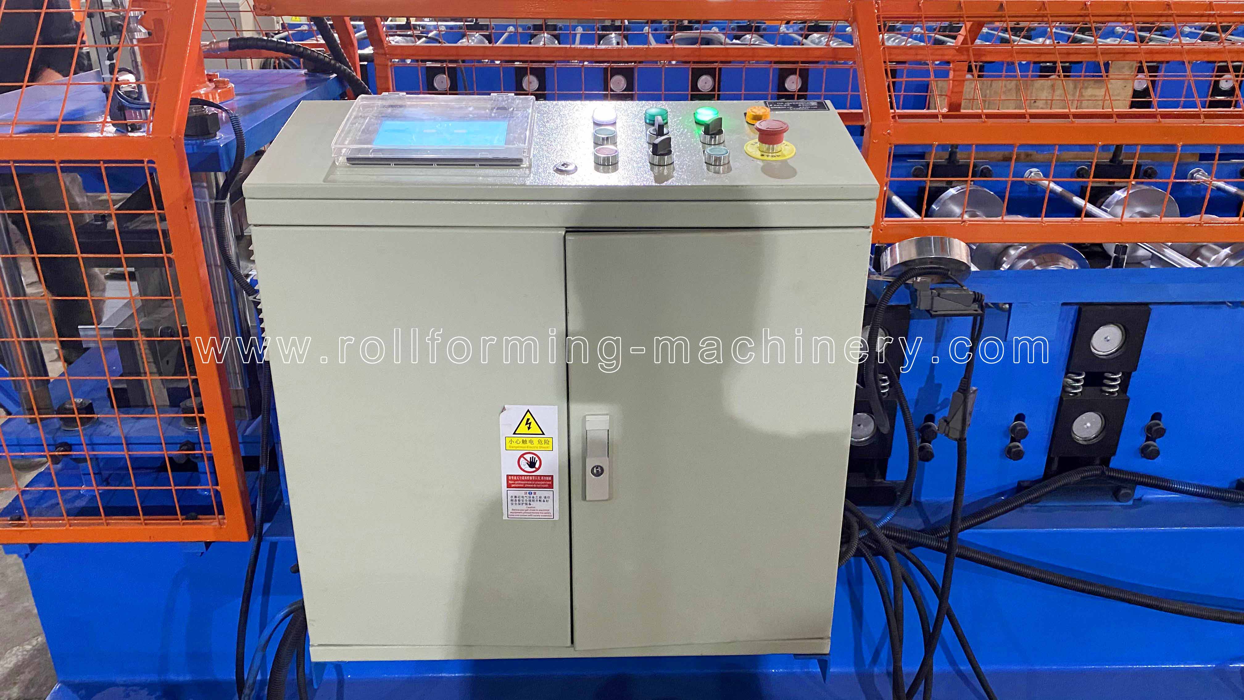 PLC制御キャビネット