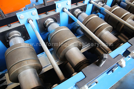 メインロール成形ミル