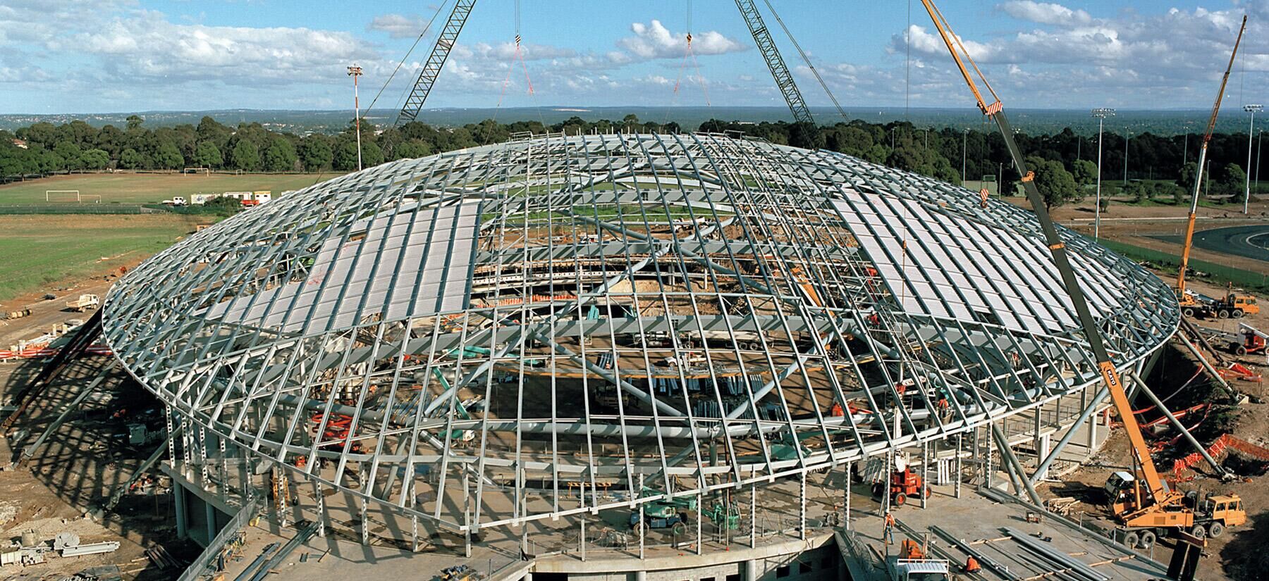 LysaghtによるTata-Bluescope-Metal Roof Purlins and Girts