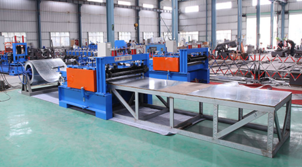 長さに合わせてカットするラインプロセス